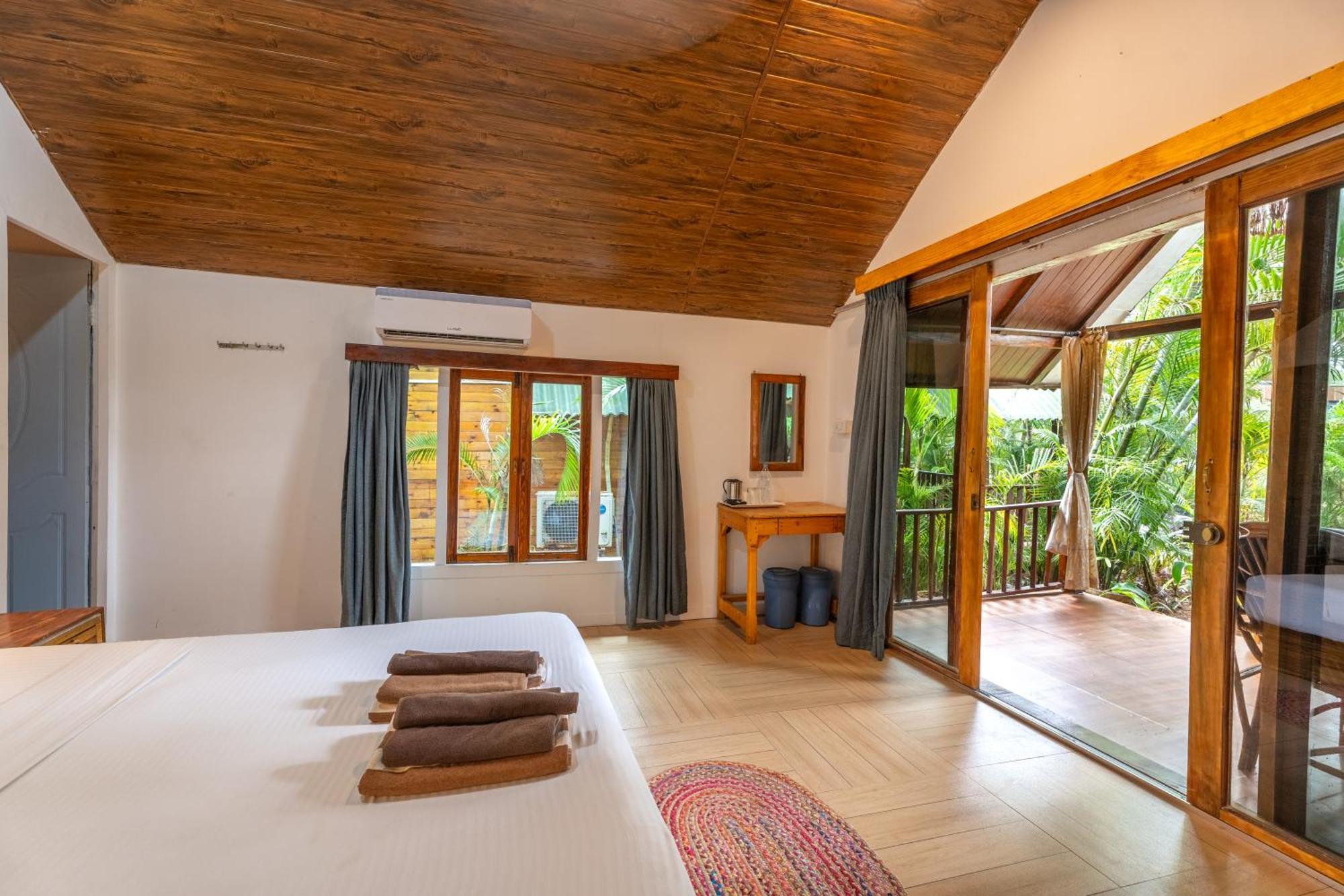 Hotel Simrose Agonda Esterno foto