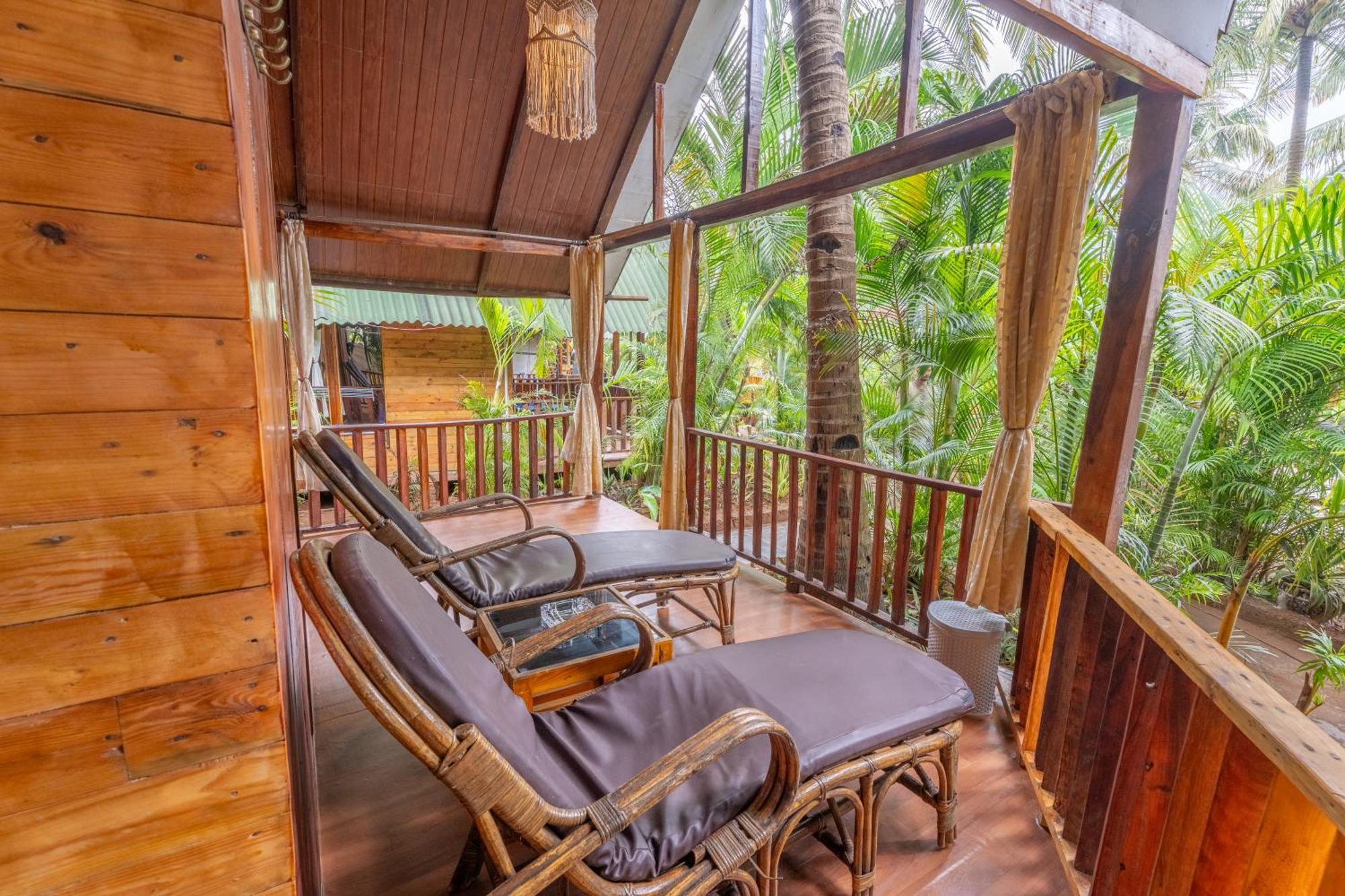 Hotel Simrose Agonda Esterno foto