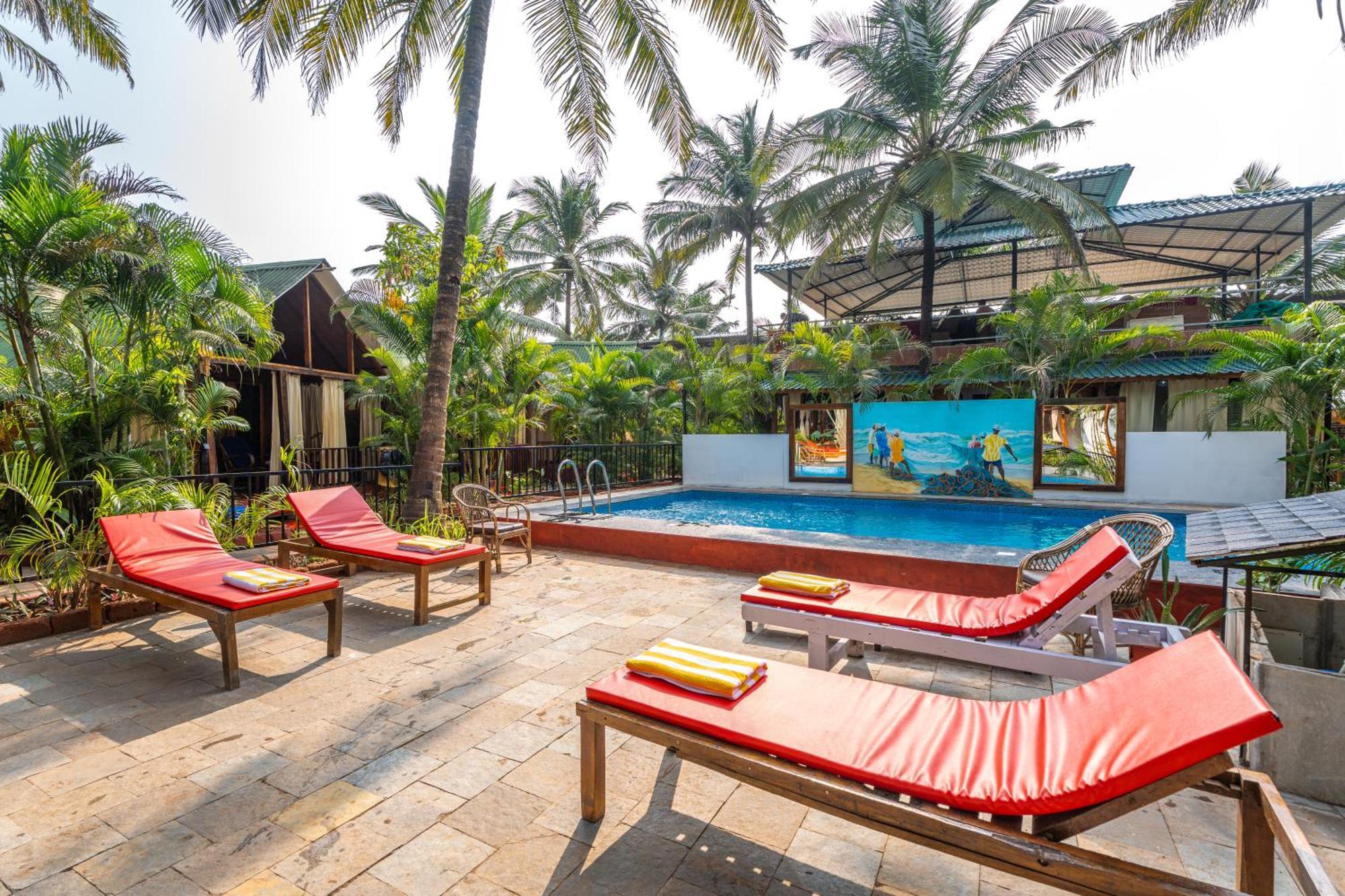 Hotel Simrose Agonda Esterno foto