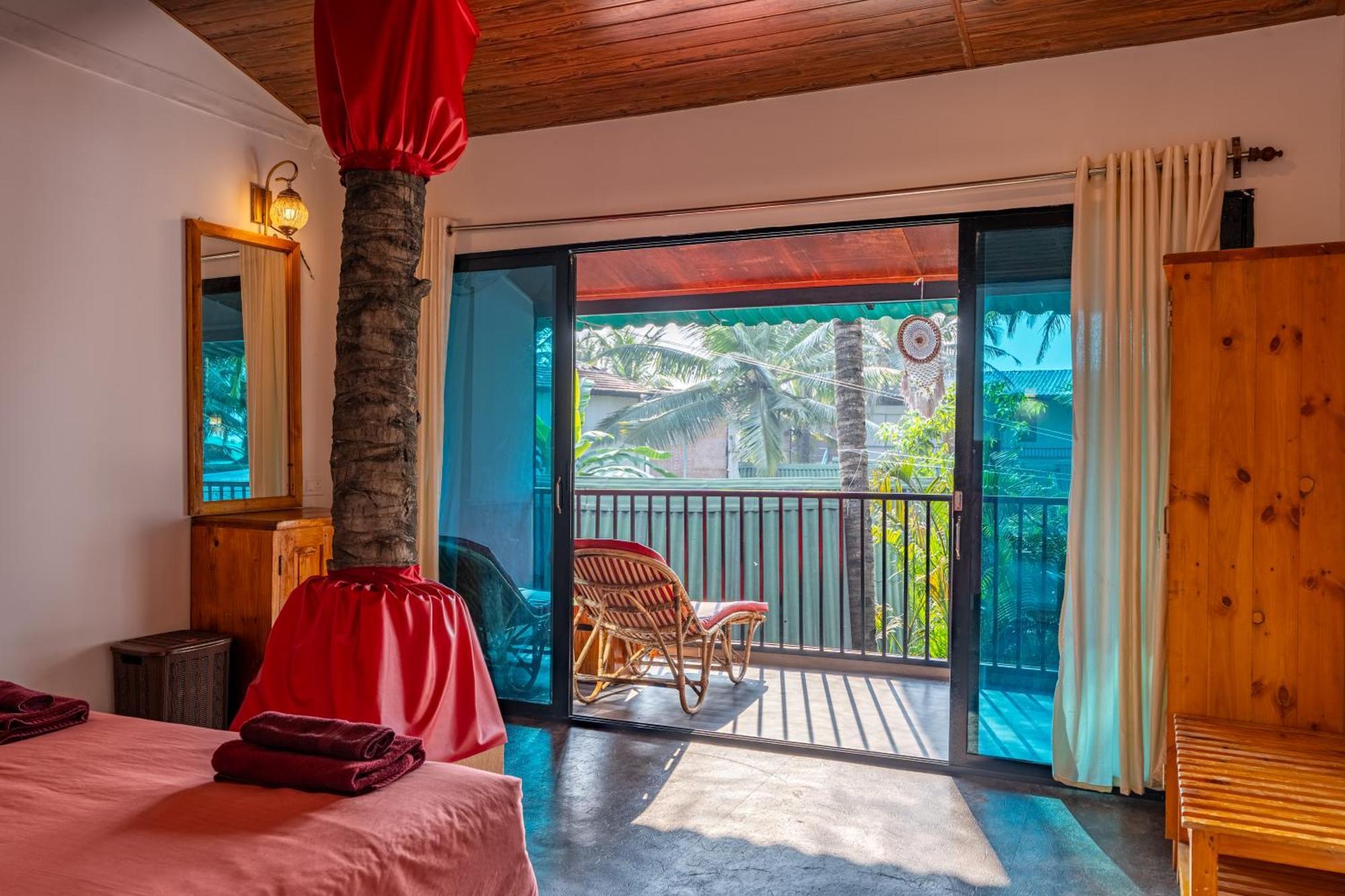 Hotel Simrose Agonda Esterno foto